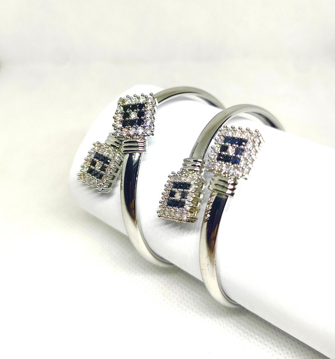 2 Pcs Kara Bangles