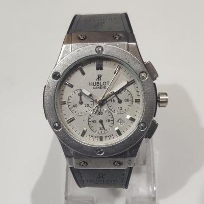Men's Quartz Watch - 1 Pc Stainless Steel Analogue Timepiece with Watch Box